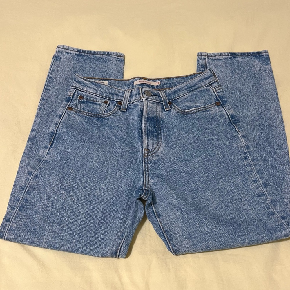 Levi’s Wedgie Straight Jeans